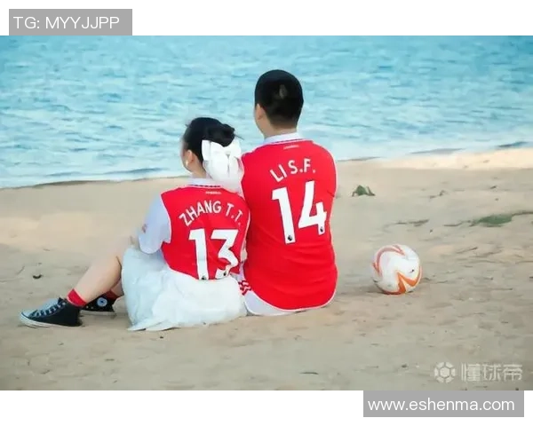 足球明星婚纱照中的优雅女性形象展现了爱情与梦想的完美结合