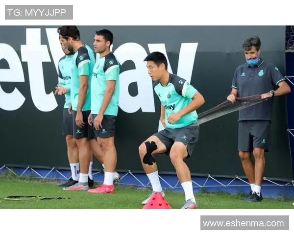 西班牙足球明星中最帅的那些人你知道吗他们的魅力与风采令人难以忘怀 西班牙足球明星中最帅的那些人你知道吗他们的魅力与风采令人难以忘怀